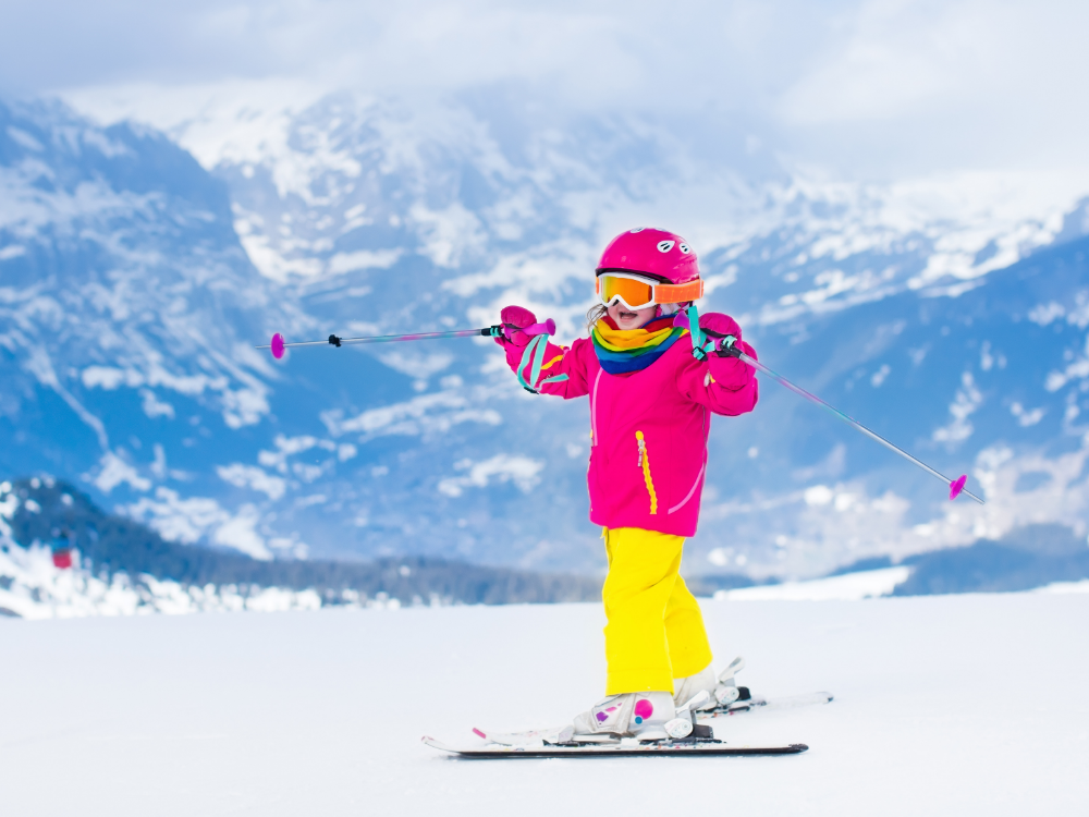 ski_enfant_occasion_a_la_montagne